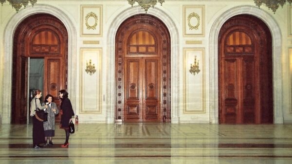 palatul parlamentului simbolul unei ambitii uriase