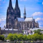 catedrala magilor din koln un loc public de cult cu o istorie inedita si o aura legendara