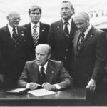 cum poate o aniversare nationala sa uneasca o tara divizata lectia americii din 1976