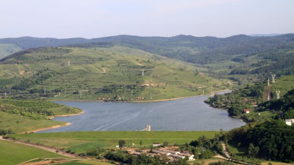 bezidu nou satul scufundat de la lacul bezid fotoreportaj din mures
